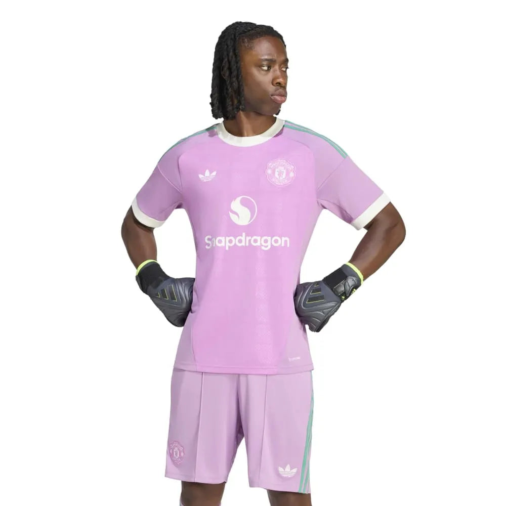adidas Manchester United 26/27 goalkeeper Away short sleeve T-shirt