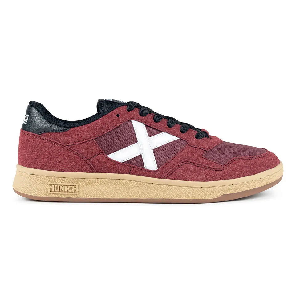 Munich Arrow 85 trainers