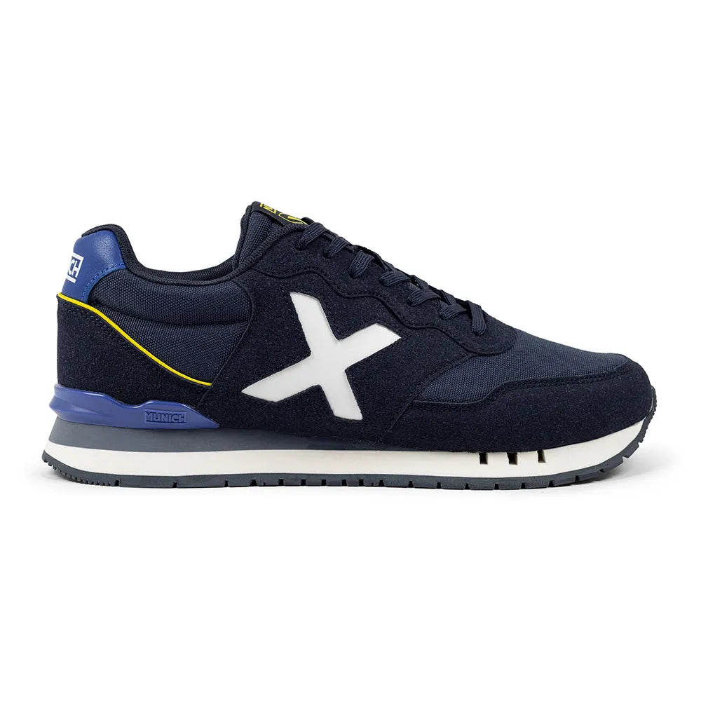 Munich Dash 261 trainers