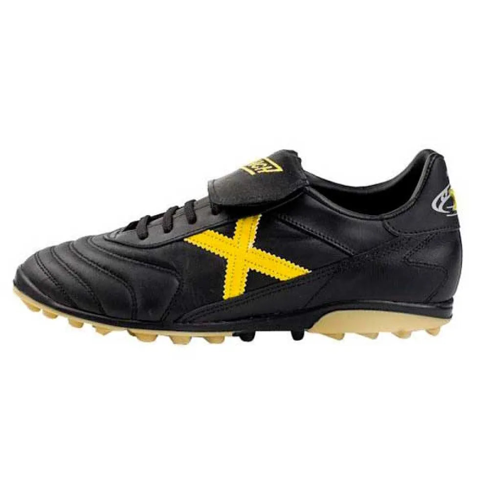 Munich Mundial T football boots