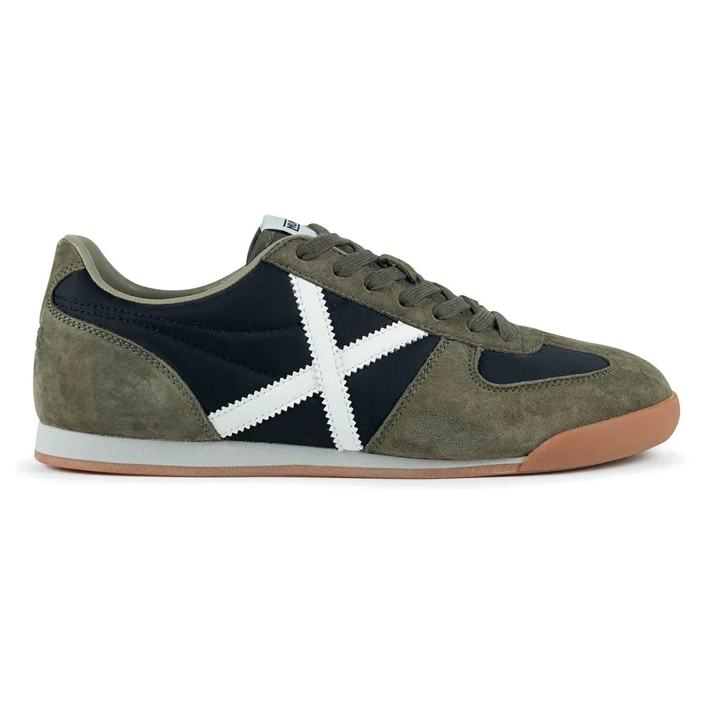 Munich Stereo 07 trainers