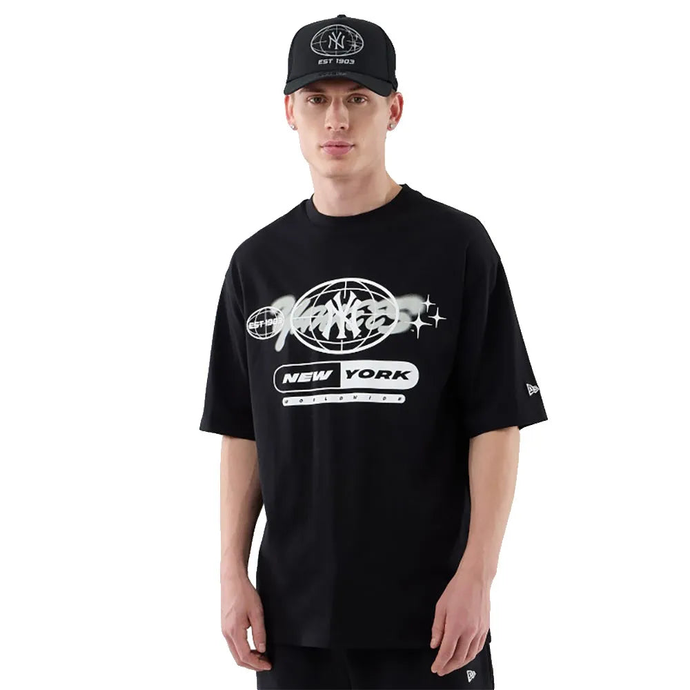 New era MLB Logo Graphic Oversize New York Yankees short sleeve T-shirt