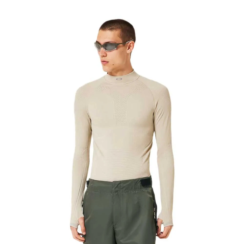 Oakley Latitude soar base layer long sleeve T-shirt