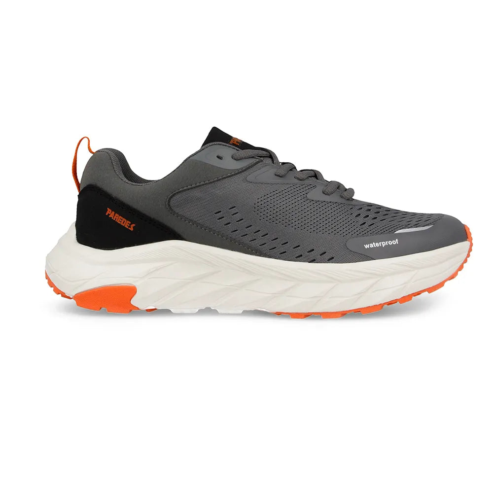 Paredes Carcaixent trainers