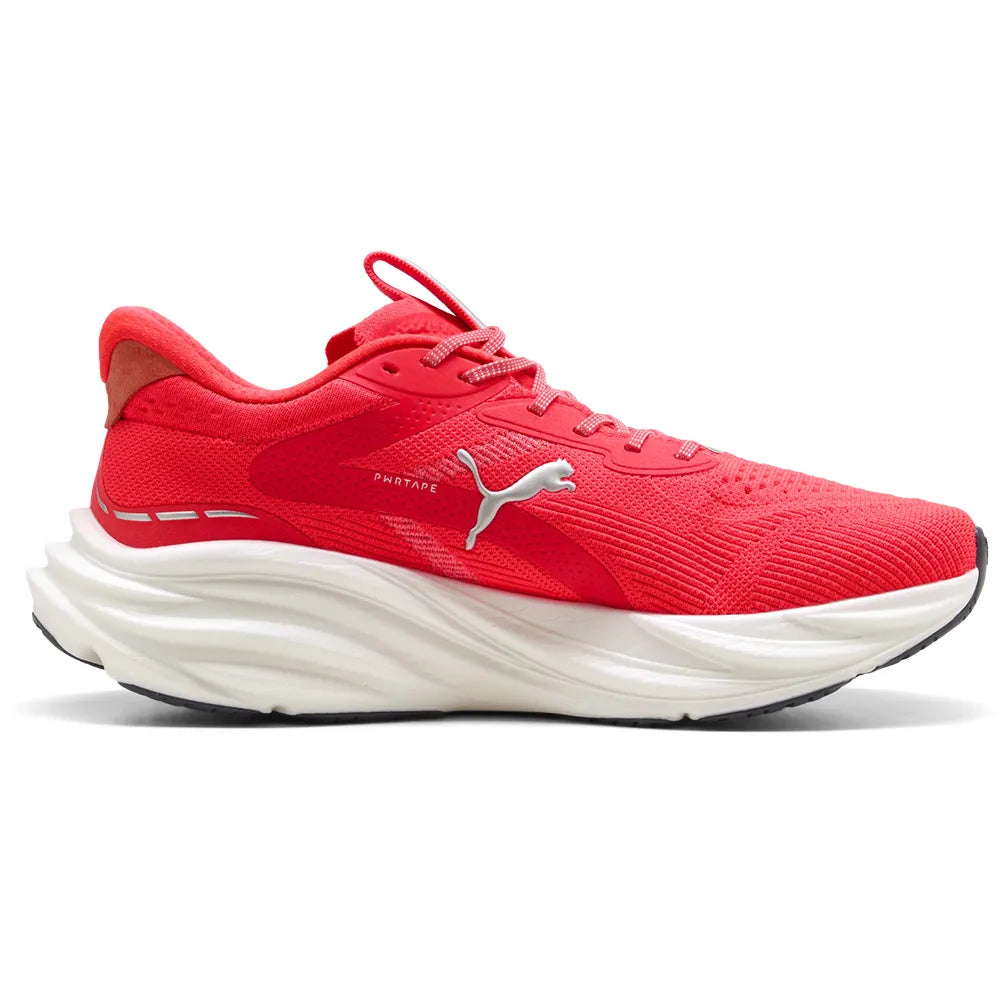 Puma Magnify NITRO 3 running shoes