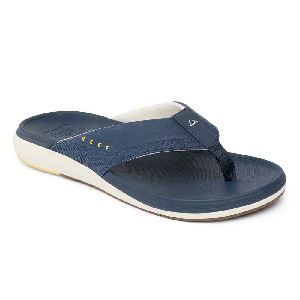 Reef Cushion Norte flip flops