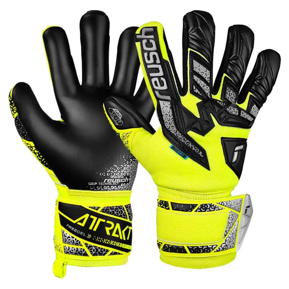Reusch Attrakt Freegel Silver junior goalkeeper gloves
