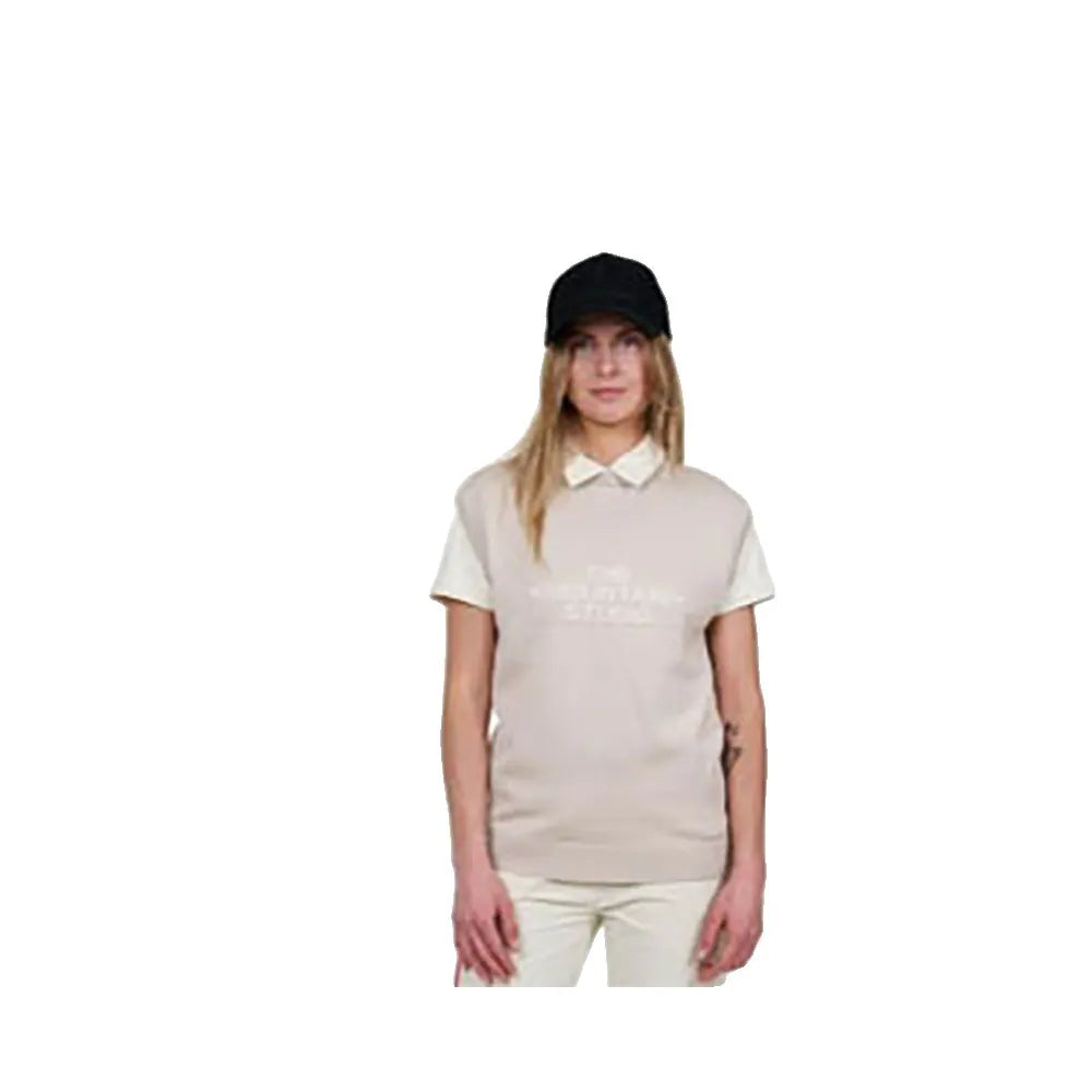 The mountain studio Knit sleeveless pullover sweatshirt