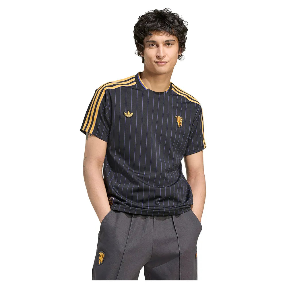 adidas Manchester United Terrace Icons short sleeve T-shirt