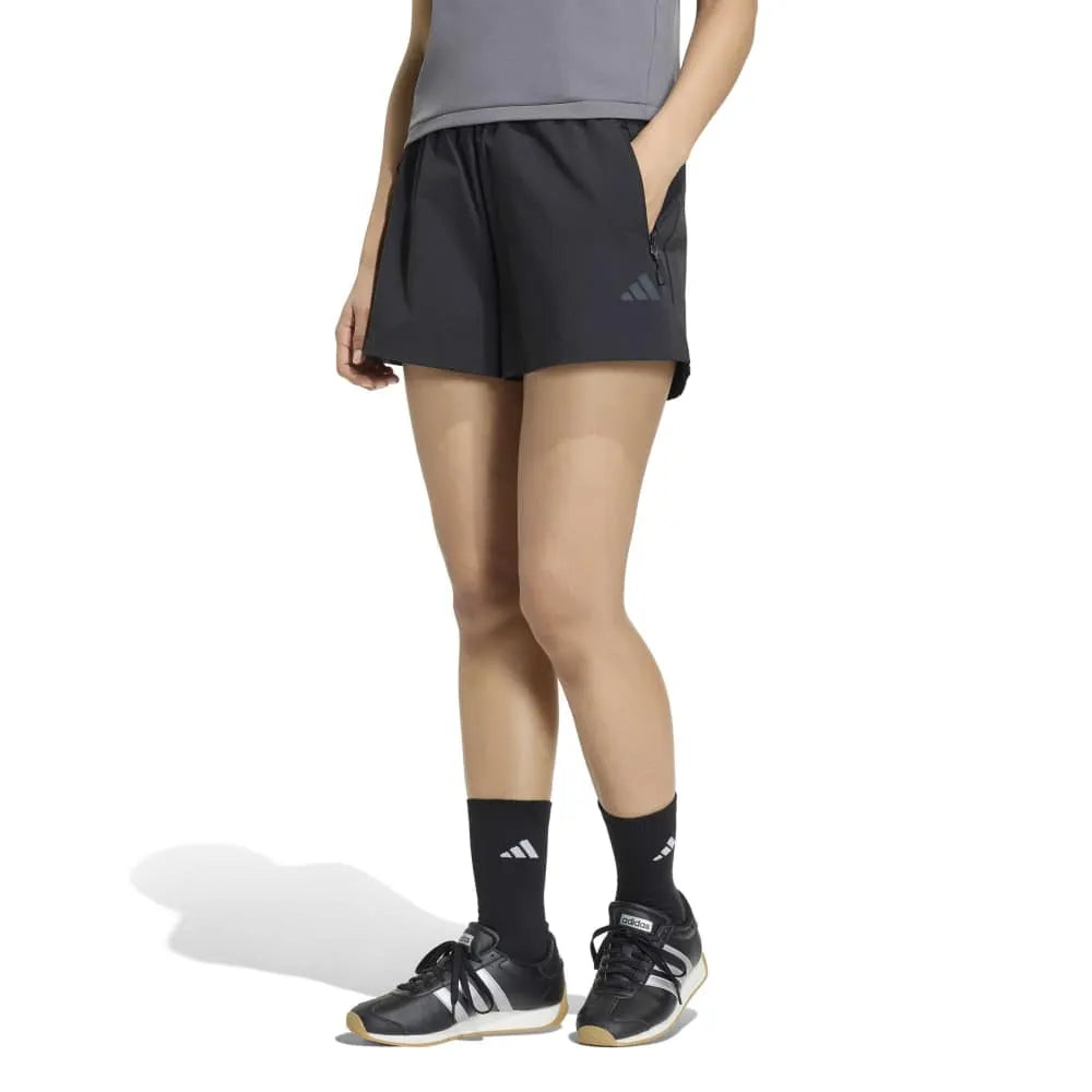 adidas Z.N.E Woven 3´´ shorts