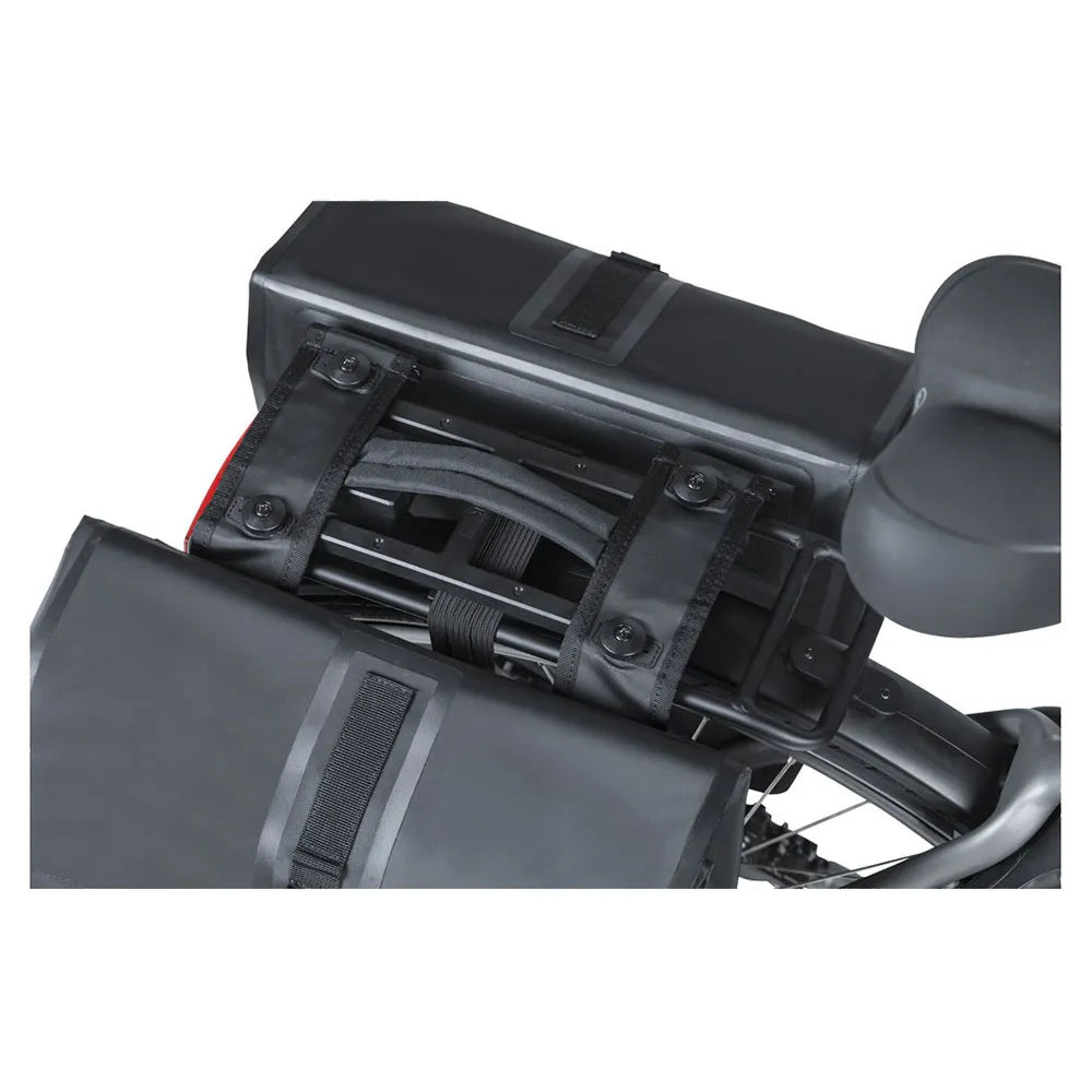 Basil Urban Dry MIK panniers 50L