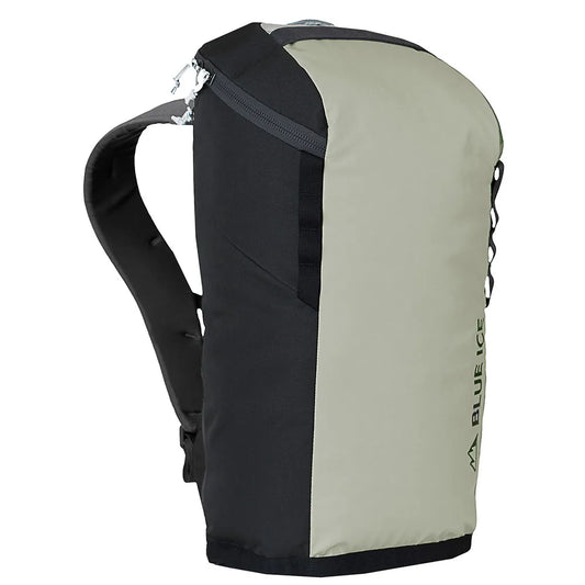 Blue ice Octopus 25L backpack