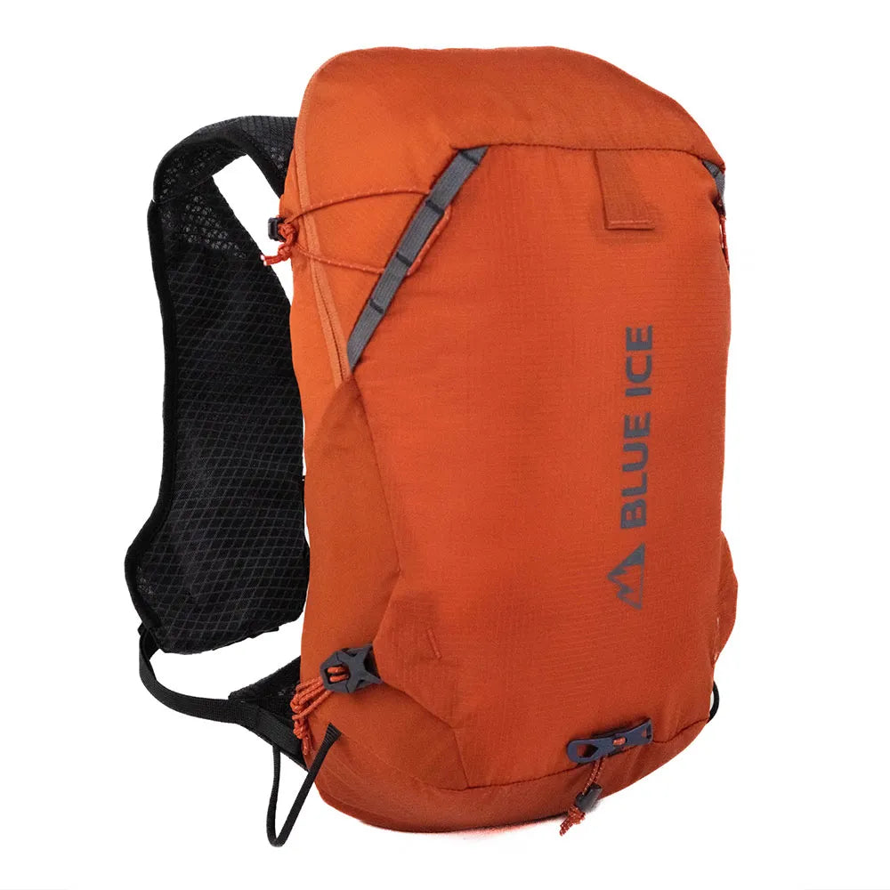 Blue ice Reach 20L backpack