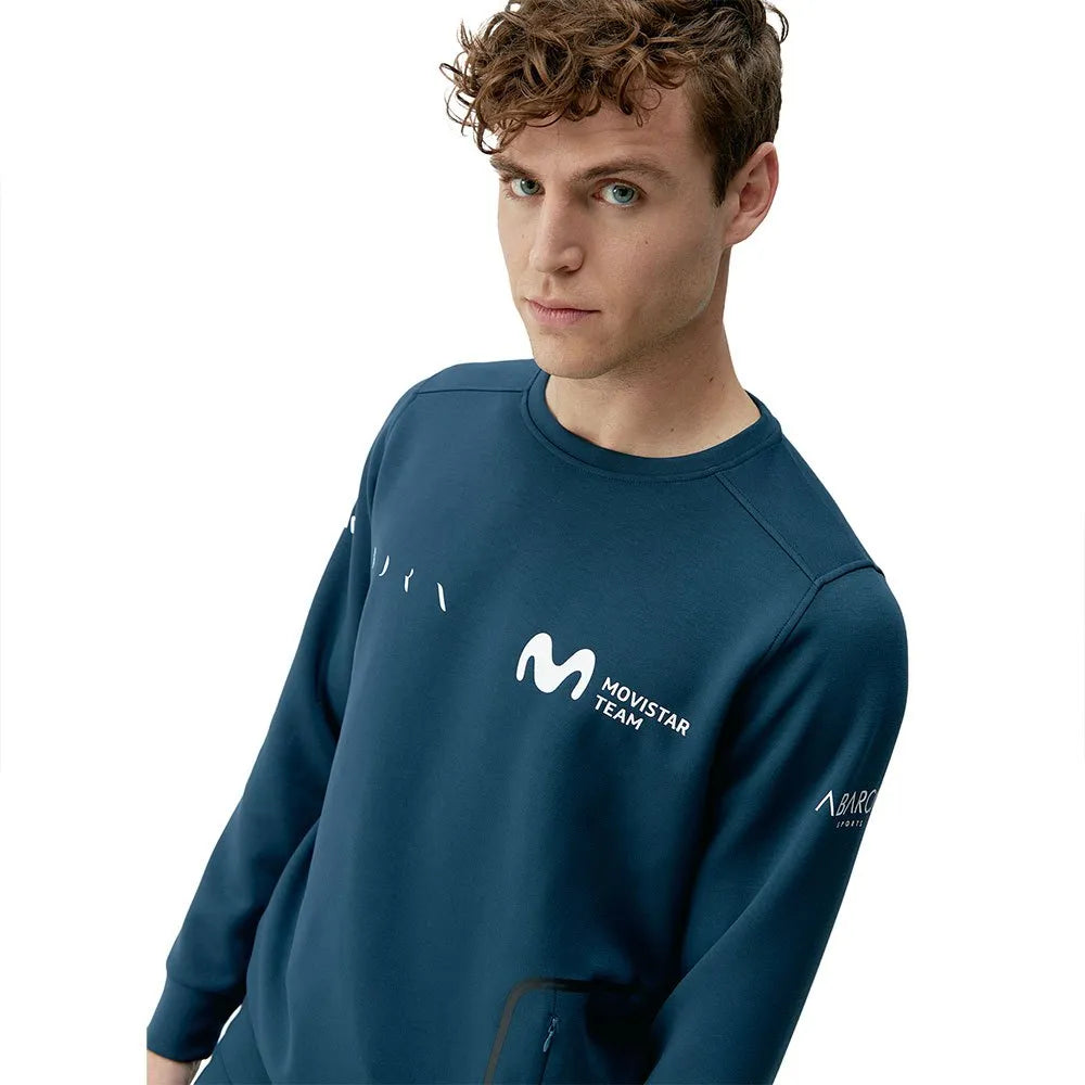Born living yoga Movistar sweatshirt