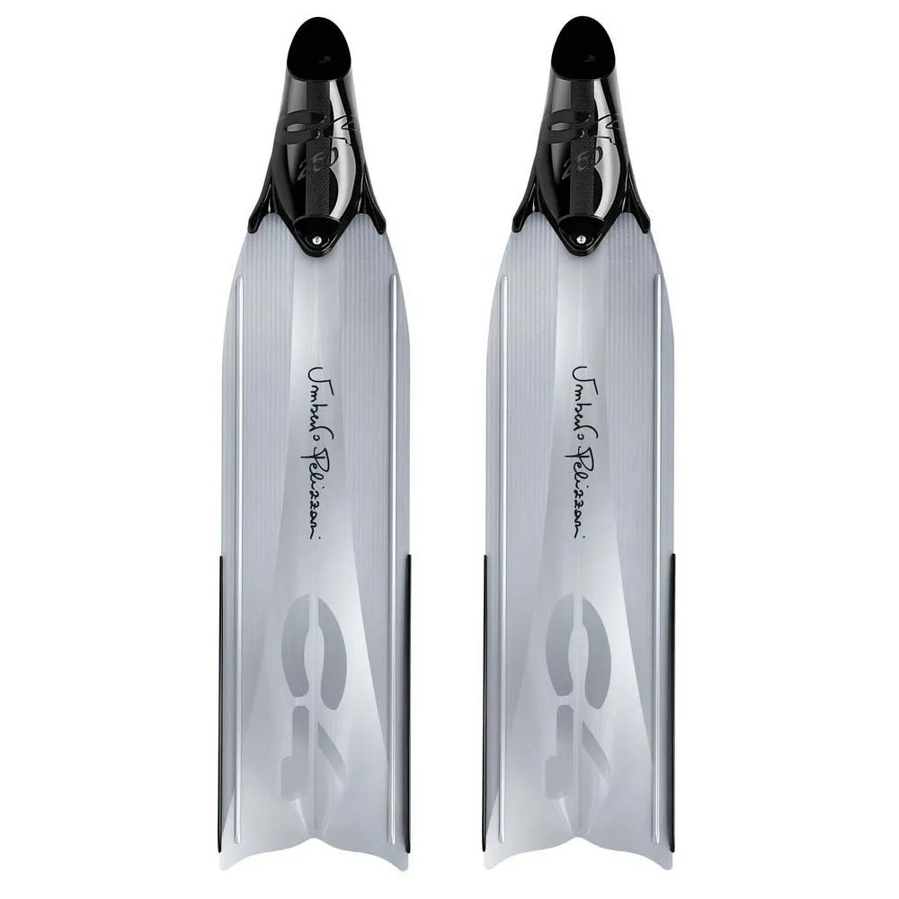 C4 freediving Umberto Pelizzari Sideral Soft freediving fins