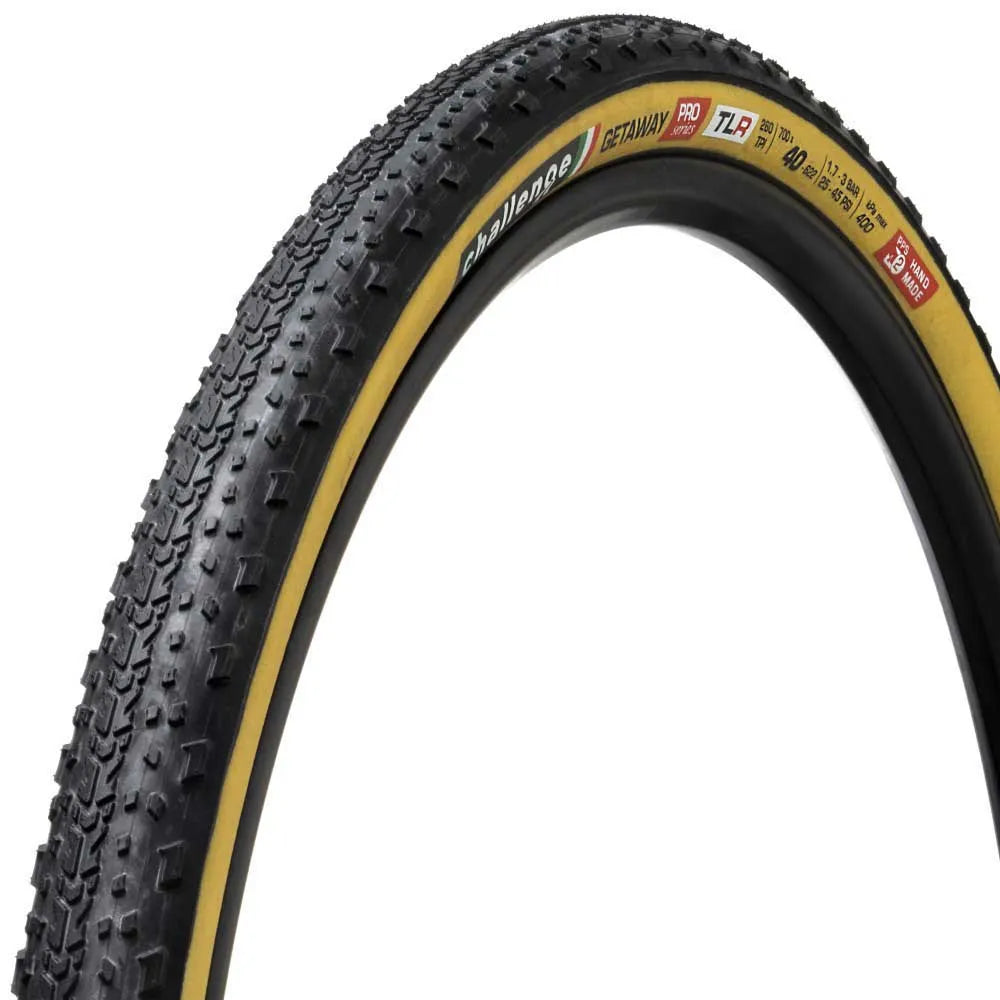Challenge Getaway Vulc Tubeless 700 x 40 gravel tyre