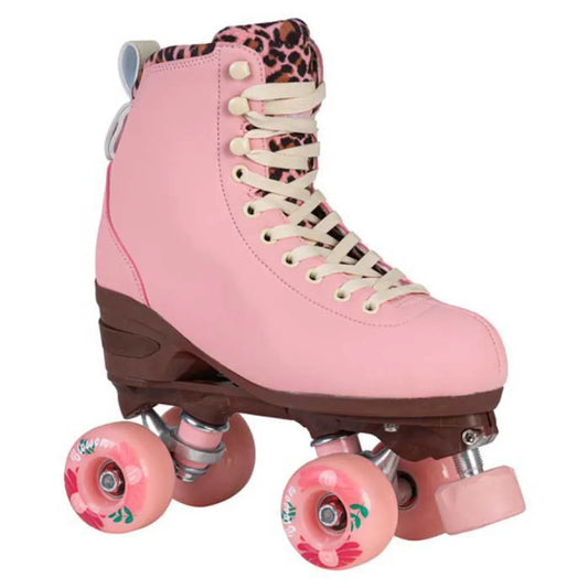 Chaya Miyu Leopaard woman roller skates