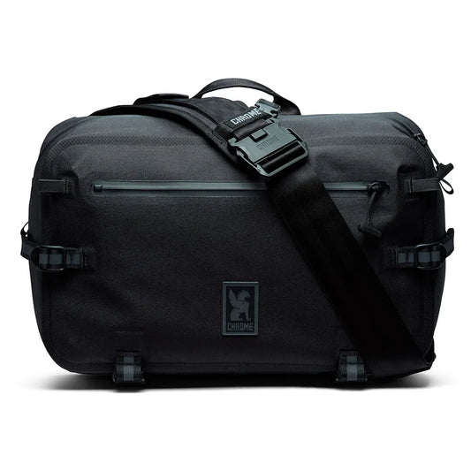 Chrome Kadet Max WP messenger bag