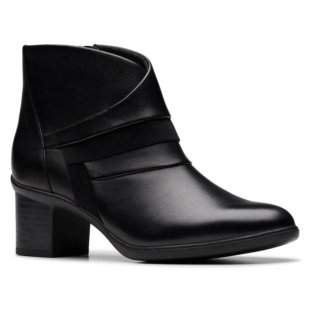Clarks shoes Shaya Sky heel booties