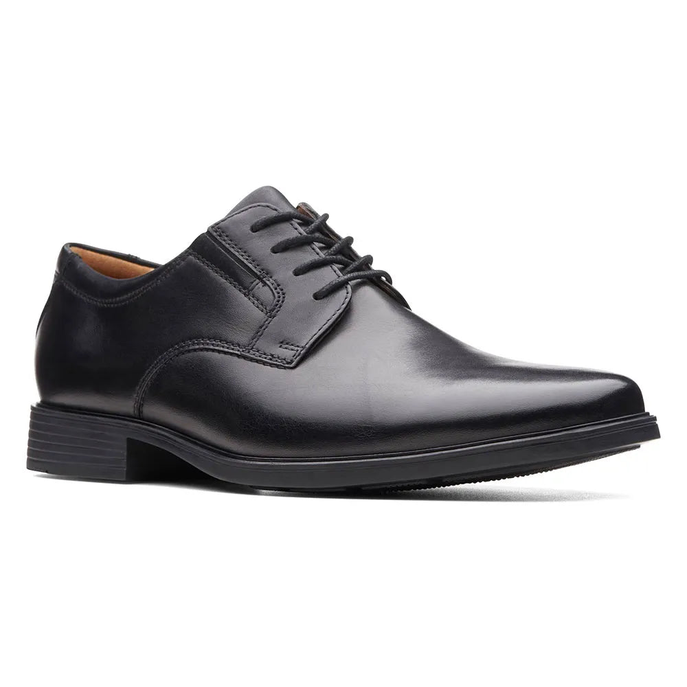 Clarks shoes Tilden Plain shoes