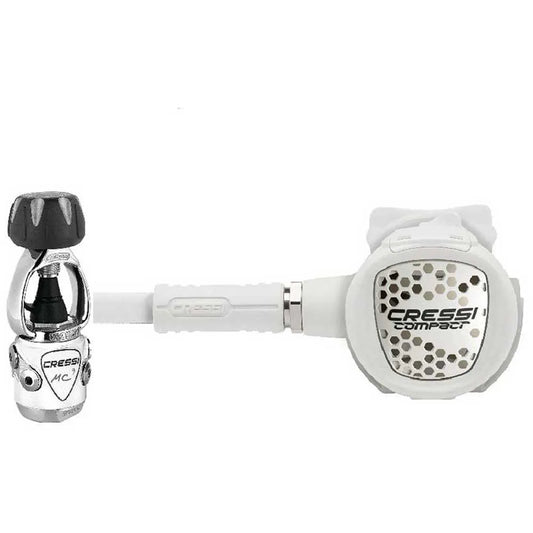 Cressi XS Compact MC9 INT diving regulator set