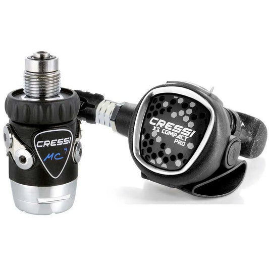 Cressi XS Compact Pro MC9SC DIN 300 diving regulator set