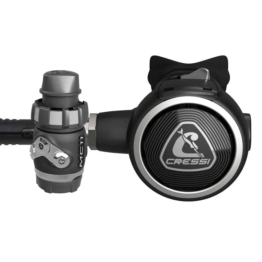 Cressi Zen Pro MC11SC DIN diving regulator set