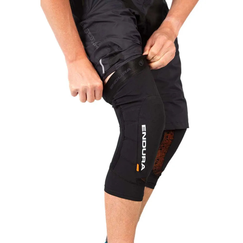 Endura MT500 Ghost D3O® knee guards