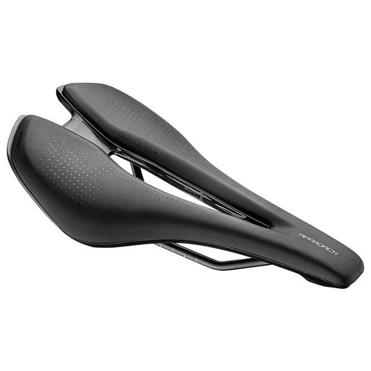 Giant Approach saddle
