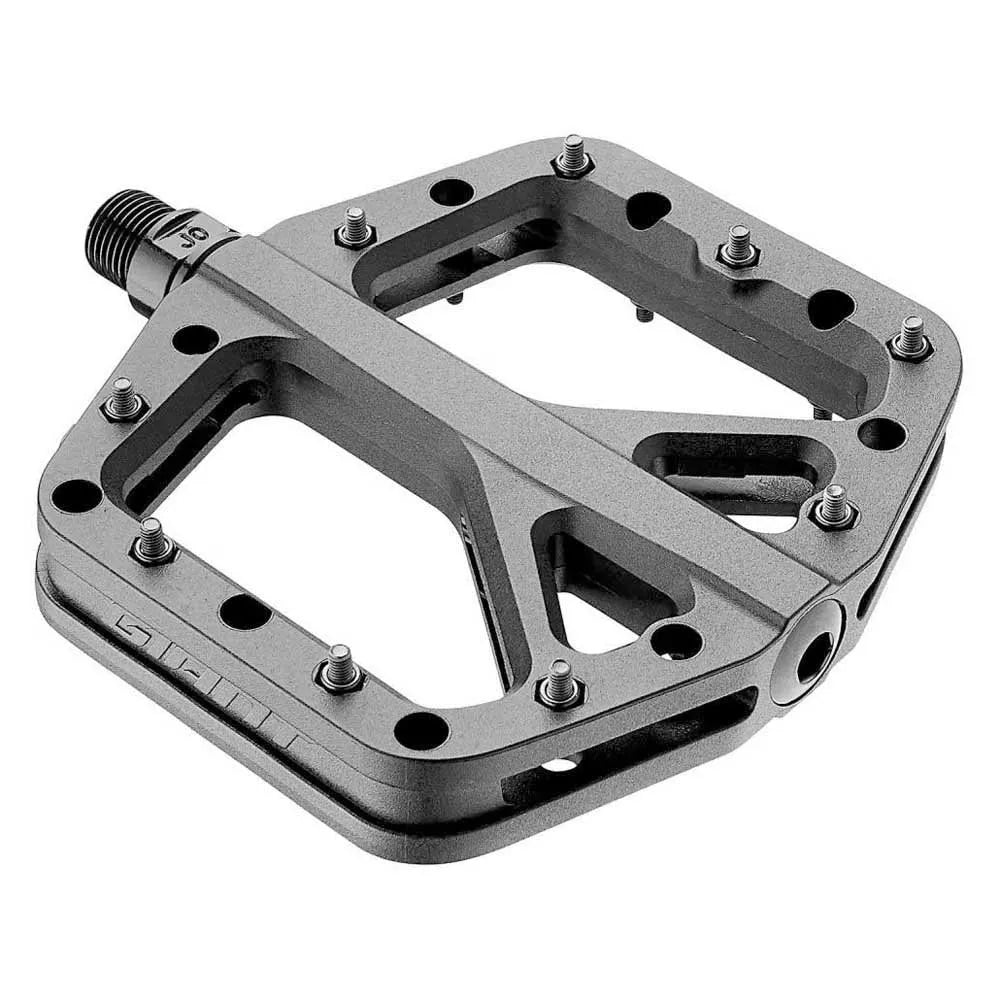 Giant Pinner Elite pedals