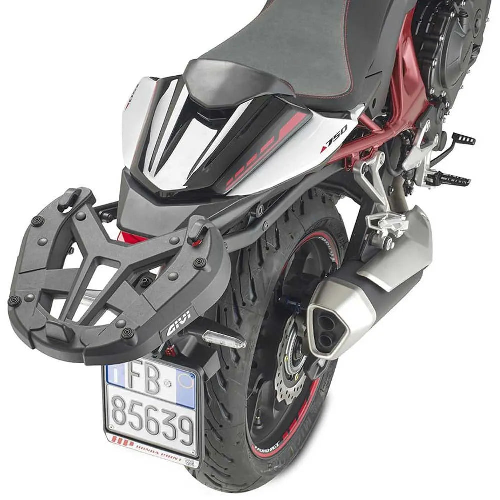 Givi Honda CB 750 Hornet top case rear fitting