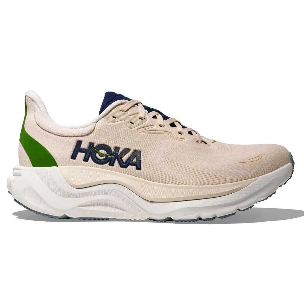 Hoka Arahi 8 running shoes