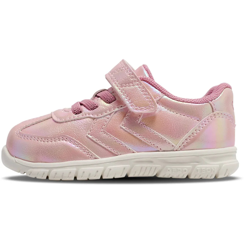 Hummel Crosslite Metallic 2.0 trainers