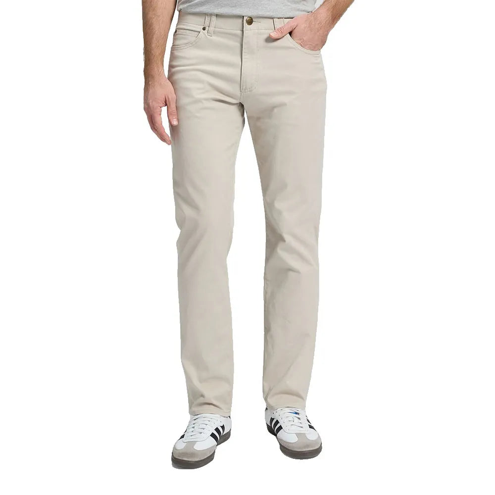 Lee Extreme Motion Straight Fit pants