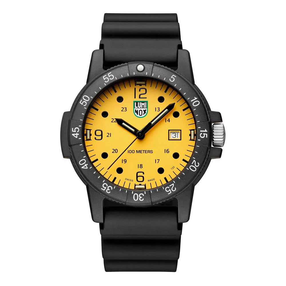 Luminox X2.2005 44mm 10ATM Quartz Analogical watch
