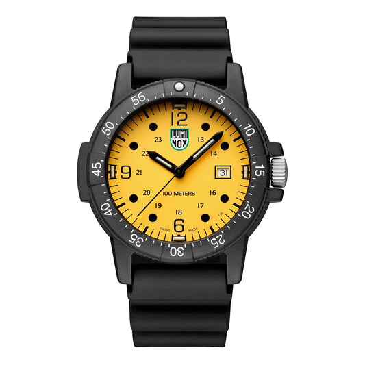 Luminox X2.2005 44mm 10ATM Quartz Analogical watch