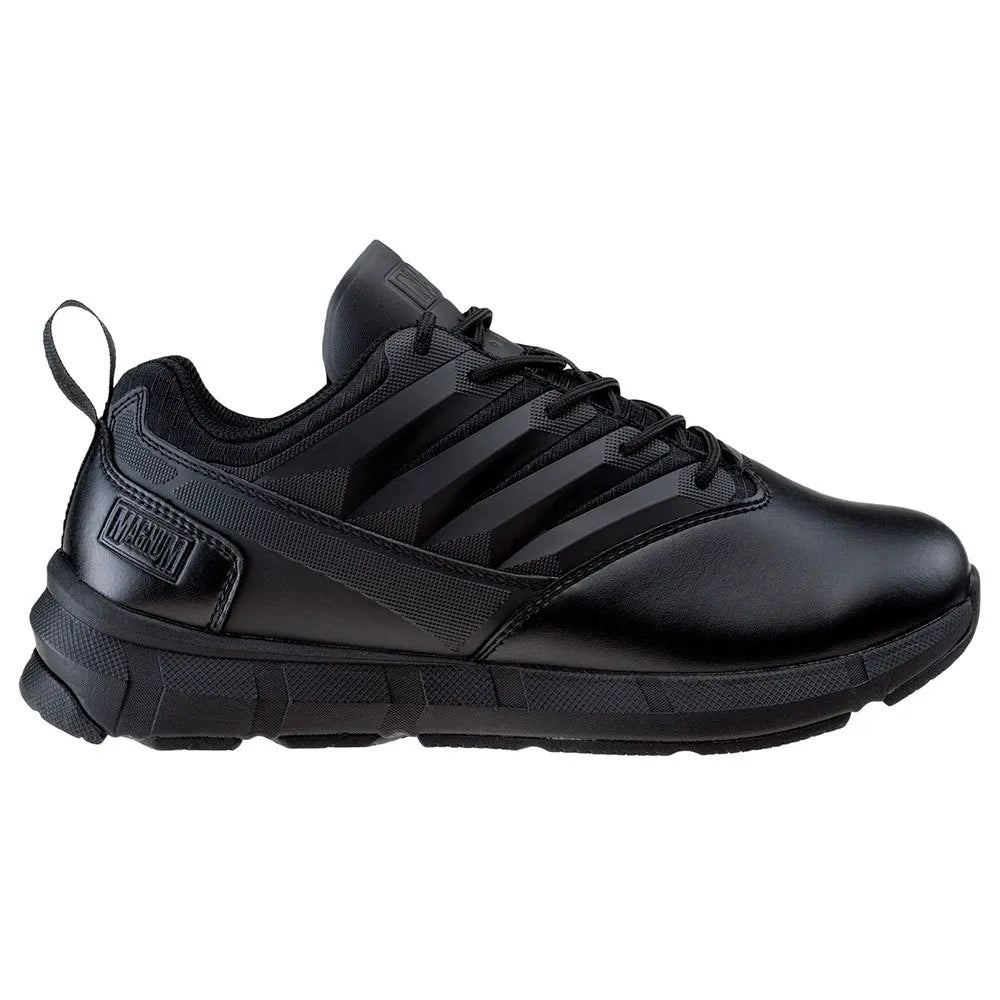 Magnum Pace Lite 3.0 hiking shoes