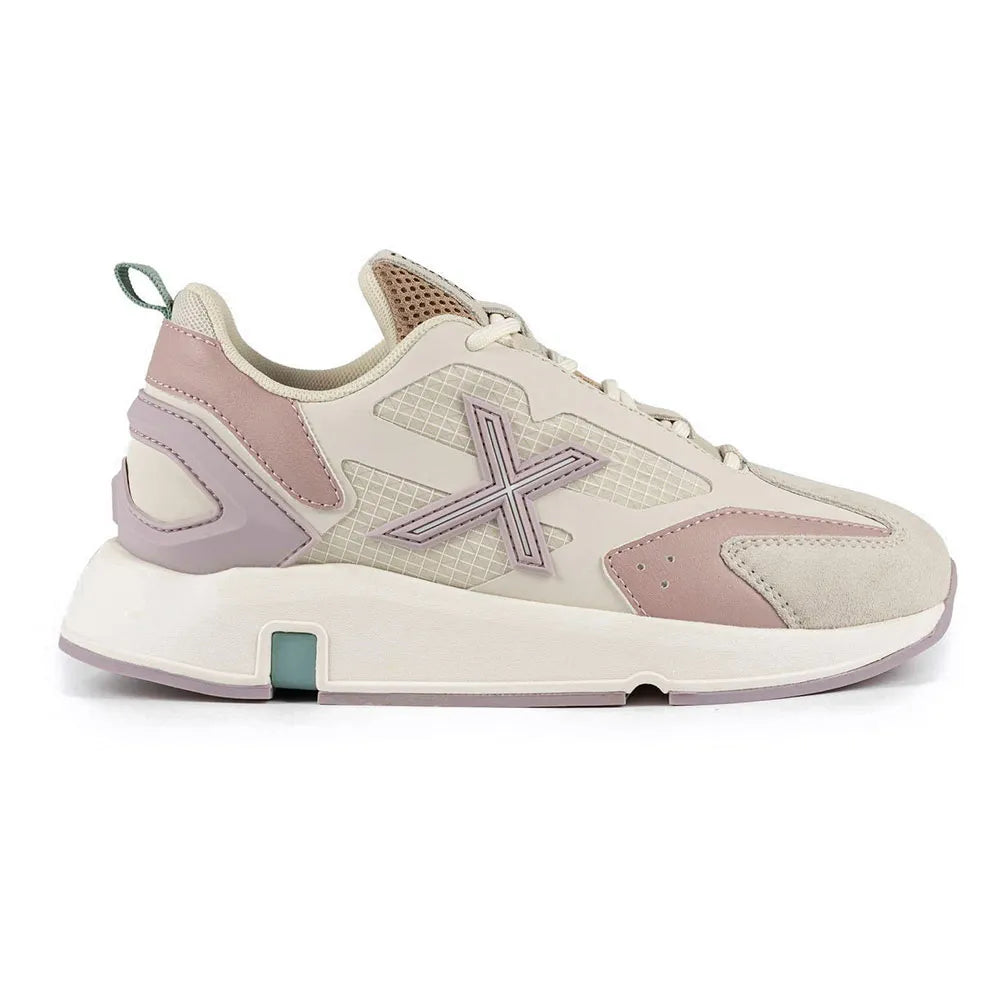 Munich Avant 17 trainers