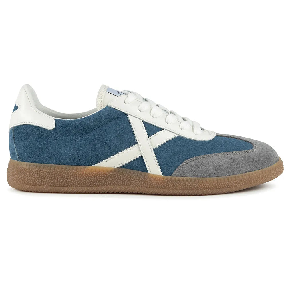Munich Barru 235 trainers