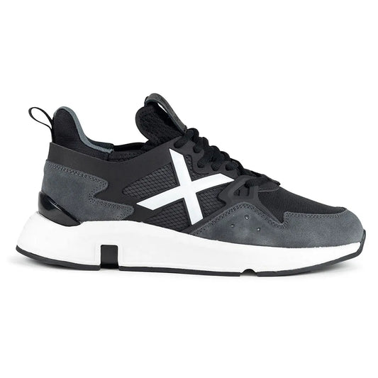 Munich Clik 110 trainers