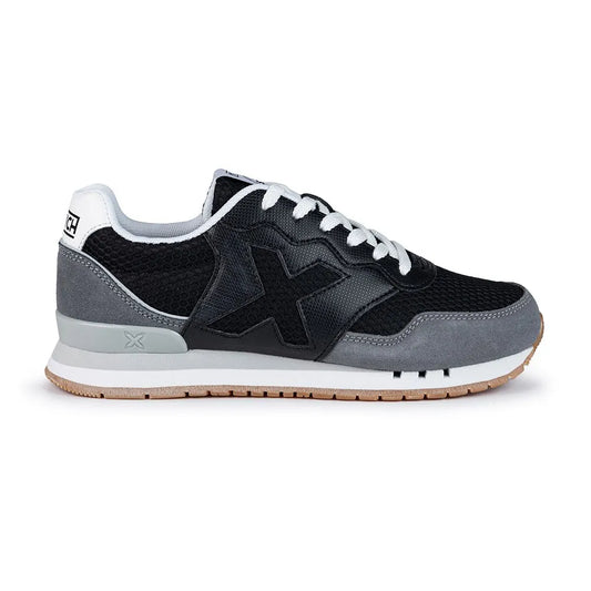 Munich Dash 209 trainers