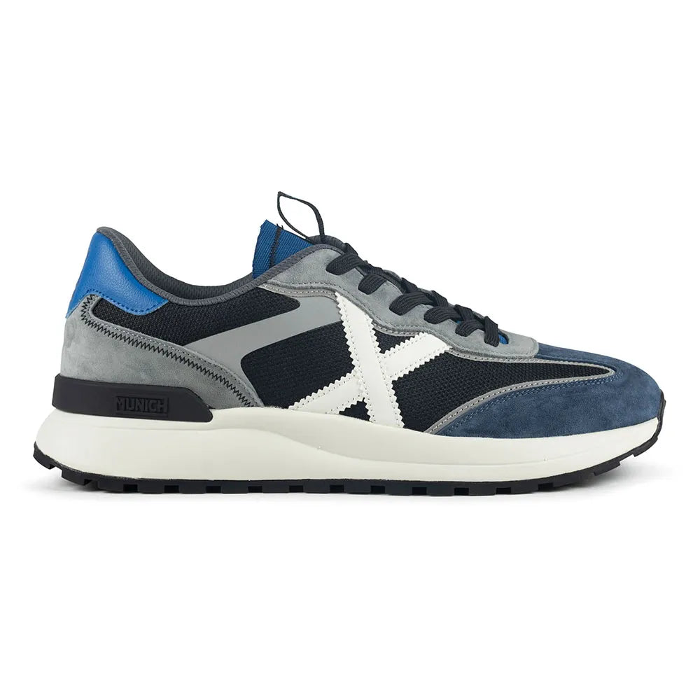 Munich Dynamix 16 trainers