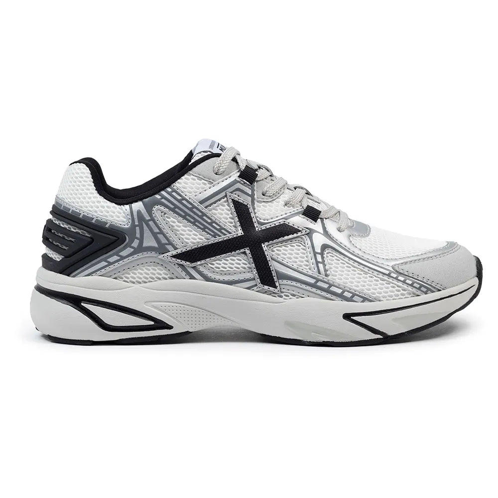 Munich M2000 02 trainers