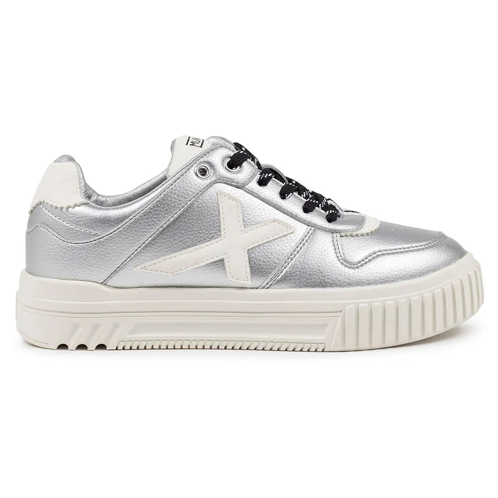 Munich Mina 10 trainers