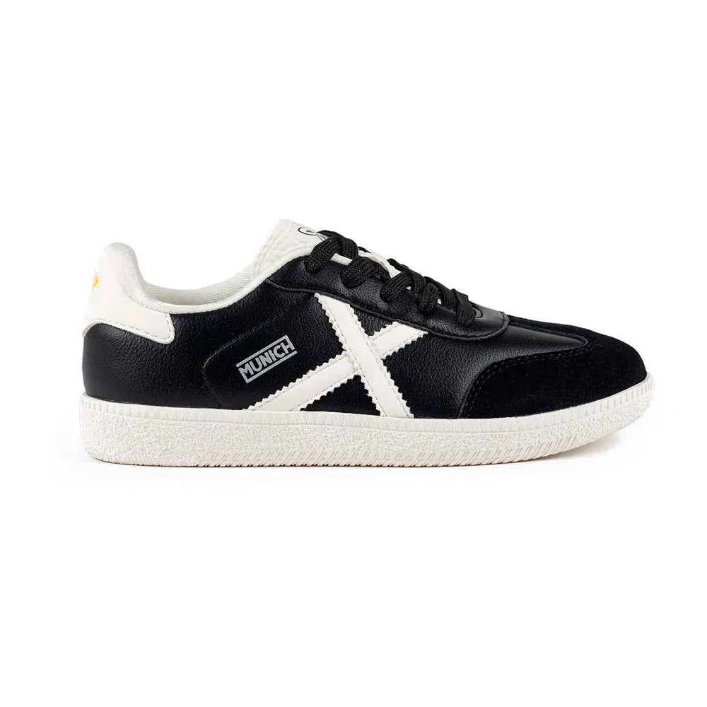 Munich Mini Astro 02 trainers