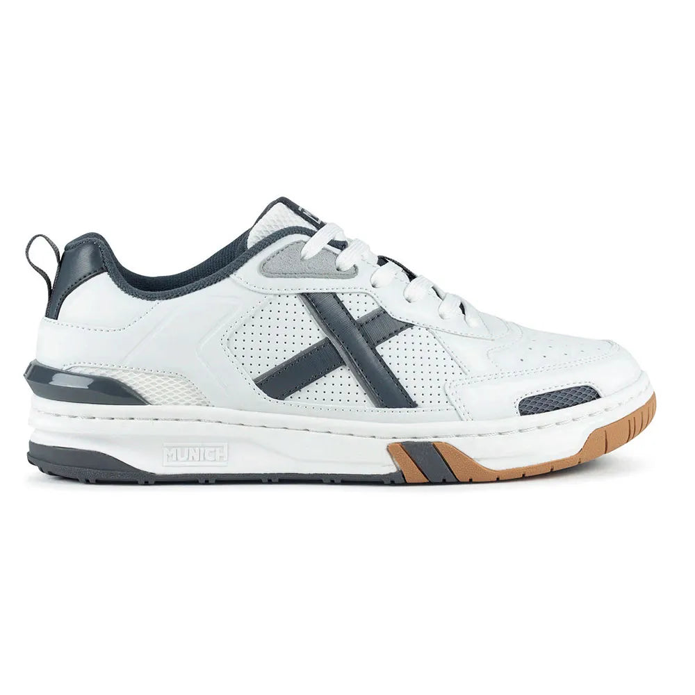 Munich Pivot 03 trainers