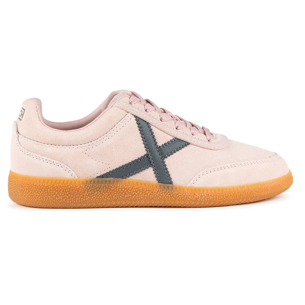 Munich Rumba 42 trainers