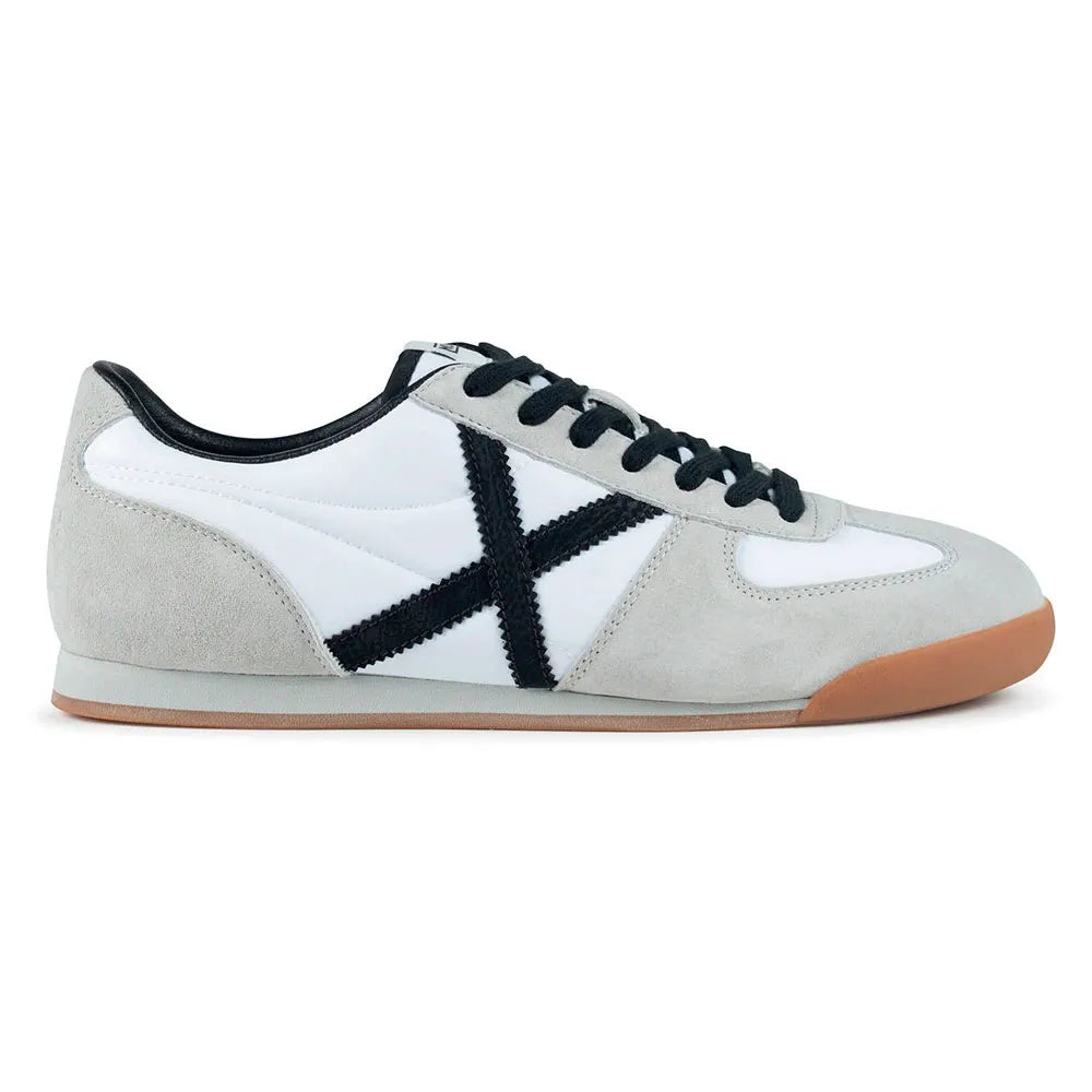 Munich Stereo 10 trainers