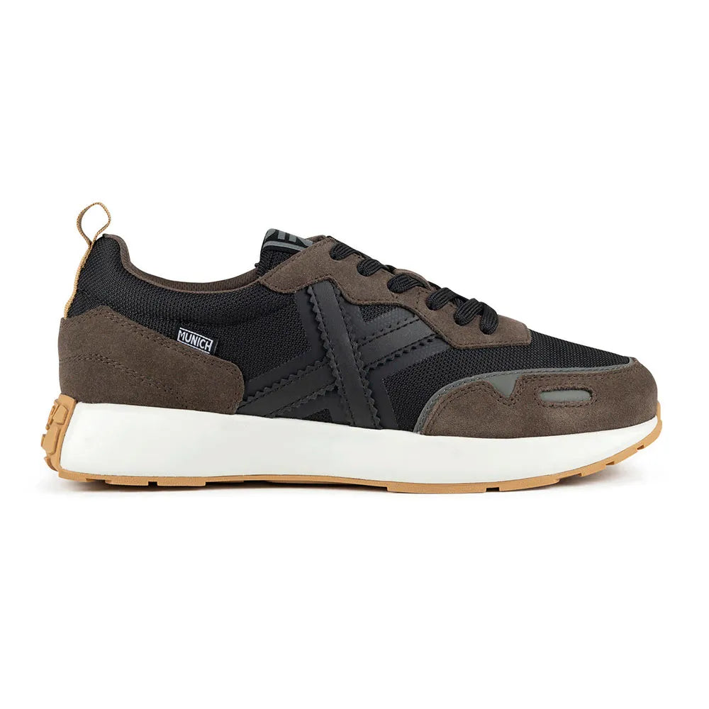 Munich Xemine 110 trainers