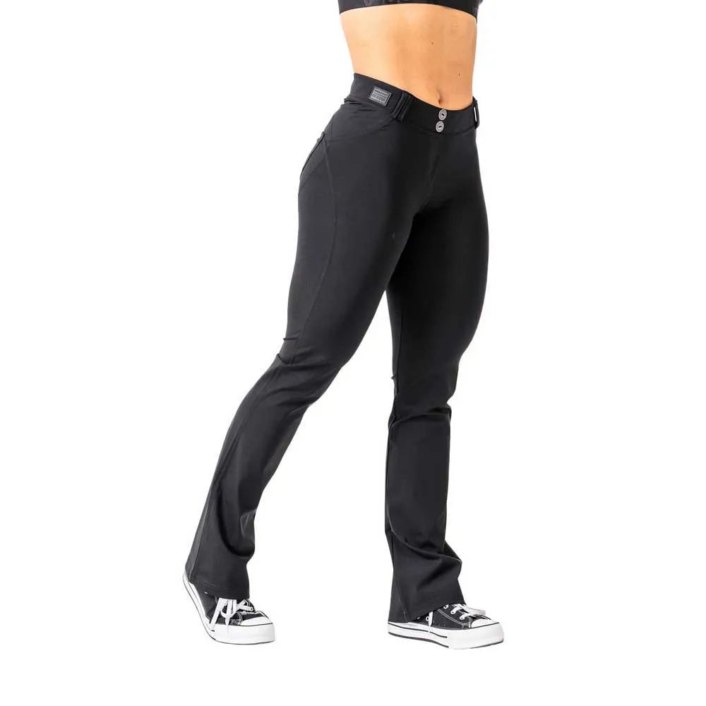 Nebbia Bubble butt flared pants 2.0 power lift 308 leggings